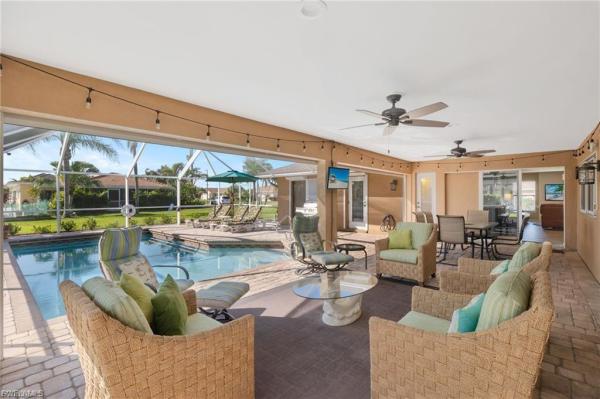 Cape Coral, 1704 Palaco Grande Pkwy, Cape Coral, Florida 33904, image 3