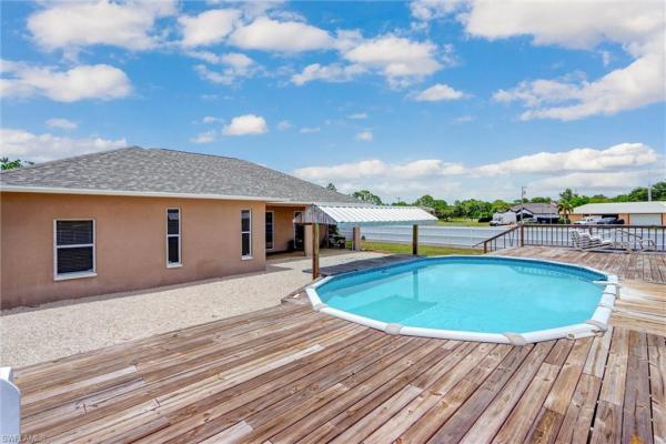 Cape Coral Residential, 32 Wilmington Pkwy, Cape Coral, Florida 33993, image 3