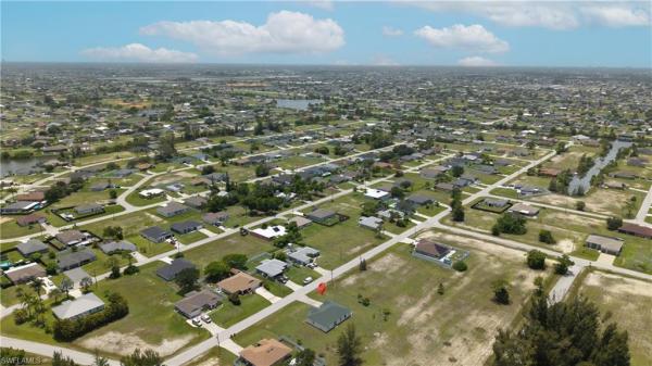 Cape Coral, 1240 22nd Pl, Cape Coral, Florida 33993, image 3