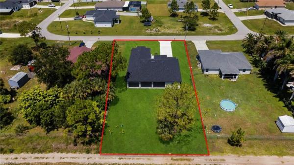 3903 S Anita Ave, Lehigh Acres, Florida 33976, image 2