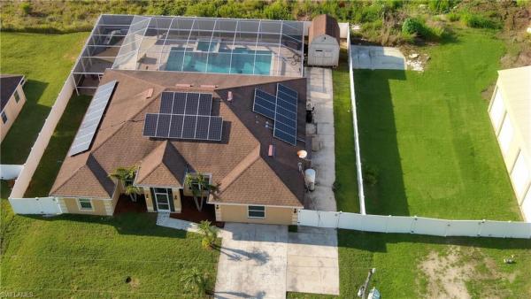 Lehigh Acres, 432 Willowbrook Dr, Lehigh Acres, Florida 33972, image 1