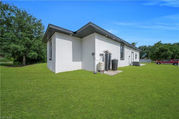 Lehigh Acres, 506 5th St, Lehigh Acres, Florida 33972, image 1