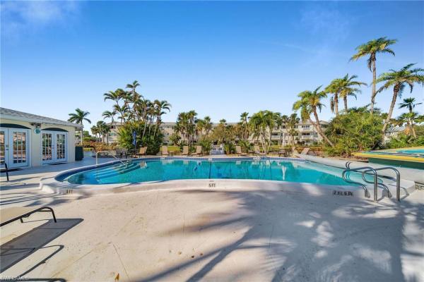 13540 Stratford Place Cir #202, Fort Myers, Florida 33919, image 3