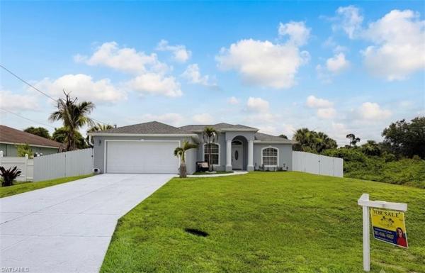 Lehigh Acres, 3616 W 3rd St, Lehigh Acres, Florida 33971, image 2