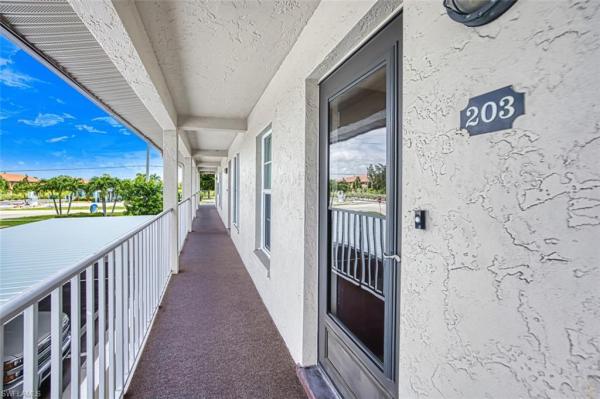 16001 Dublin Cir #203, Fort Myers, Florida 33908, image 3
