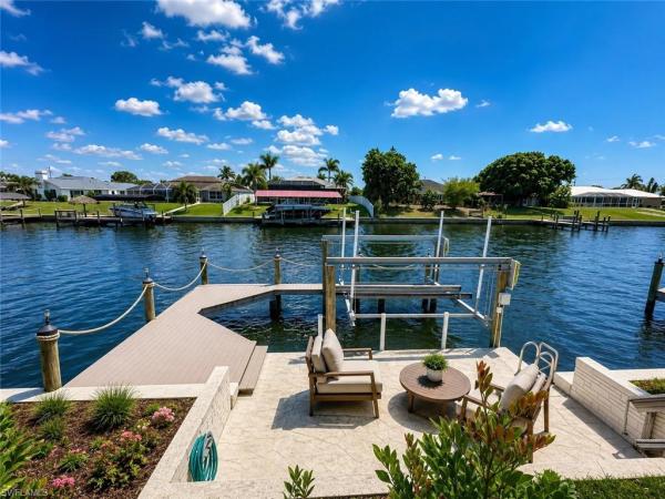 Cape Coral, 920 16th Ter, Cape Coral, Florida 33990, image 1