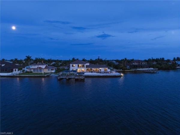 12798 Dennis Dr, Fort Myers, Florida 33908, image 1
