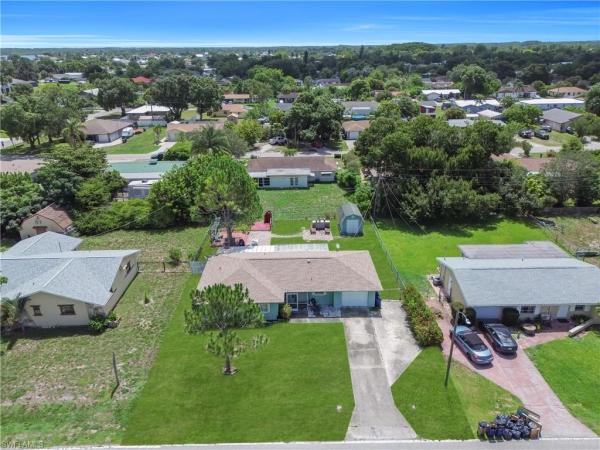 Fort Myers Shores, 2202 Parkview Dr, Fort Myers, Florida 33905, image 3