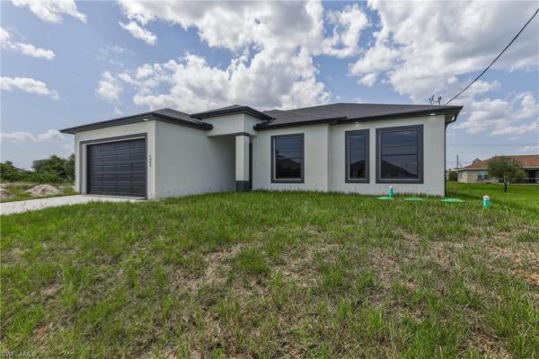Lehigh Acres, 4002 SW 9th St, Lehigh Acres, Florida 33976, image 2