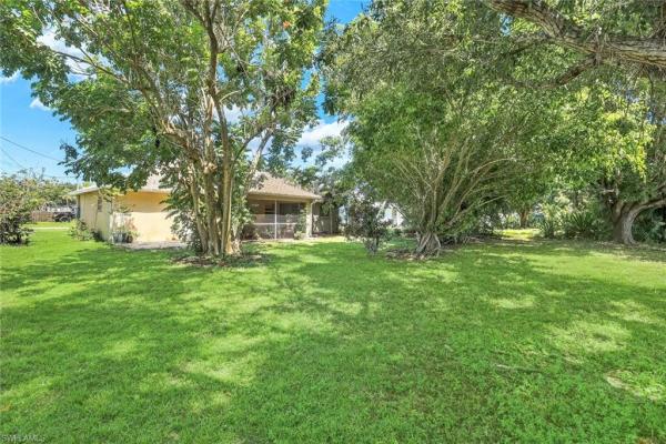 Cape Coral, 1015 4th Pl, Cape Coral, Florida 33990, image 2