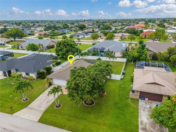 Cape Coral Residential, 2008 8th Ter, Cape Coral, Florida 33990, image 1