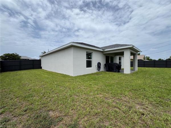 Cape Coral Residential, 330 23rd Ter, Cape Coral, Florida 33991, image 3