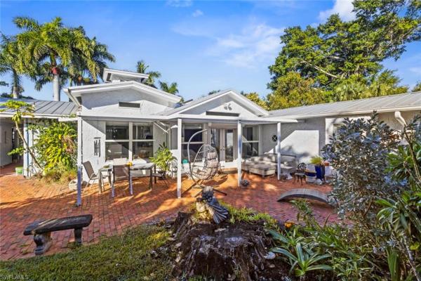 Valencia Terrace, 1348 Alcazar Ave, Fort Myers, Florida 33901, image 3