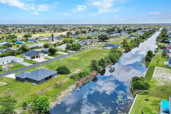 Cape Coral Residential, 918 12th St, Cape Coral, Florida 33909, image 2