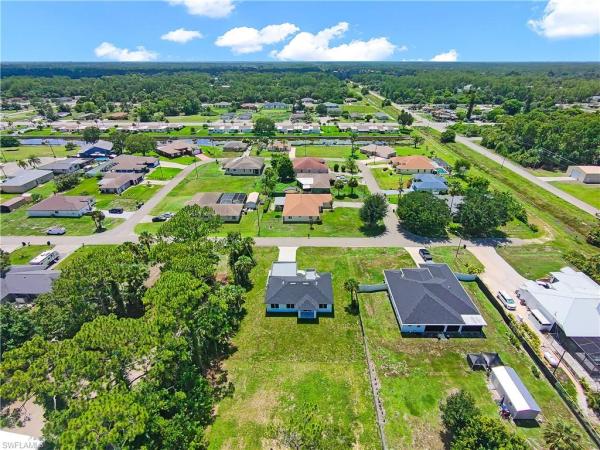 Lehigh Acres, 718 Robert Ave, Lehigh Acres, Florida 33936, image 3