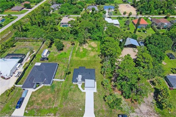 Lehigh Acres, 718 Robert Ave, Lehigh Acres, Florida 33936, image 2