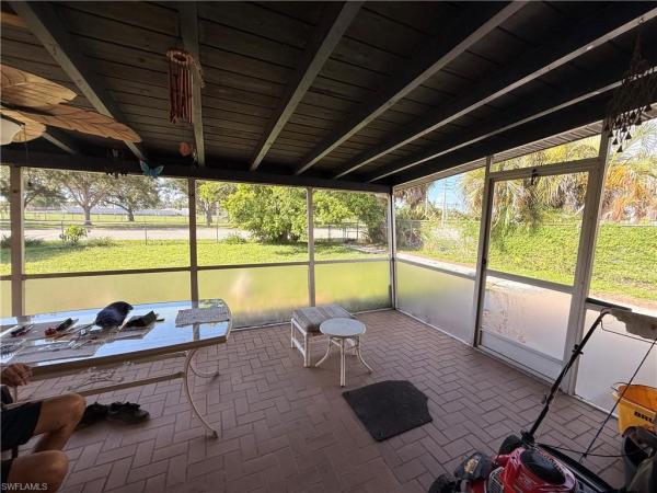 Fort Myers, 1379 Golf Dr, Fort Myers, Florida 33919, image 2