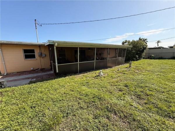 Fort Myers, 1379 Golf Dr, Fort Myers, Florida 33919, image 1
