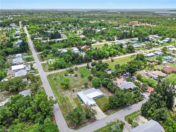 Pine Island Ridge, 5791 Porpoise Rd, Bokeelia, Florida 33922, image 2