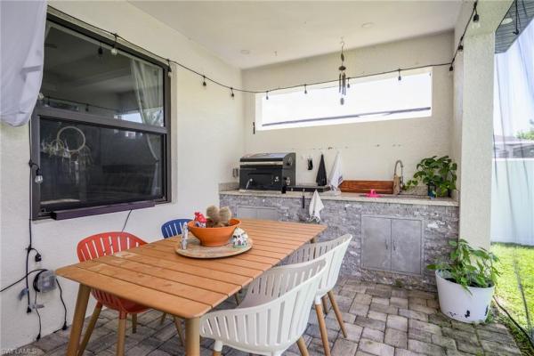 Cape Coral, 920 15th Ter, Cape Coral, Florida 33990, image 1