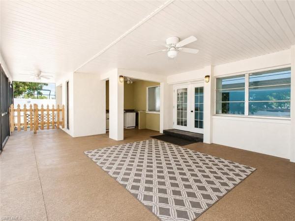 8512 Chatham St, Fort Myers, Florida 39907, image 2