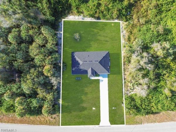 Lehigh Acres, 644 Woodcrest Dr, Lehigh Acres, Florida 33972, image 1