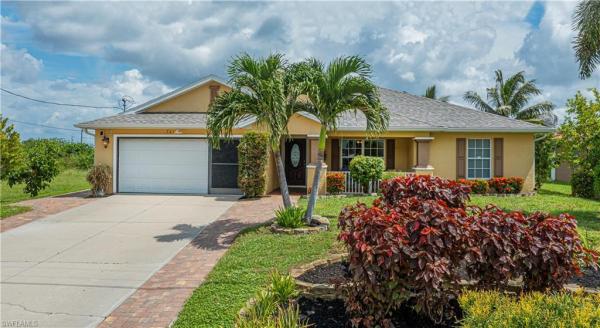 201 17th Ter, Cape Coral, Florida 33909, image 1