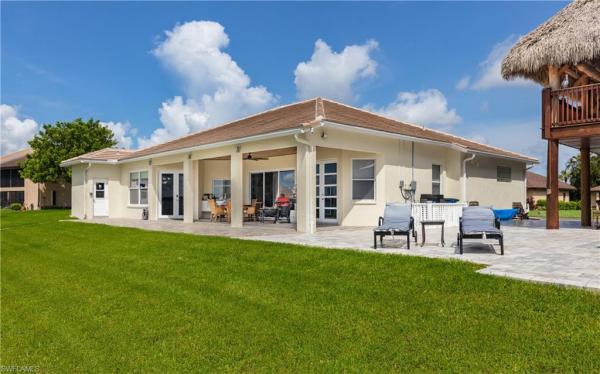 Admiralty Yacht & Racquet Club, 15475 Admiralty Cir, North Fort Myers, Florida 33917, image 1