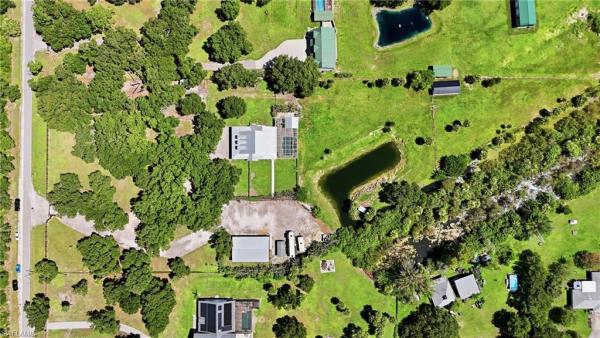 Alva Residential, 3651 Bateman Rd, Alva, Florida 33920, image 2