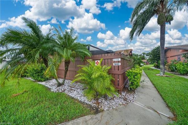 Foxmoor Lakes, 15451 Crystal Lake Dr, North Fort Myers, Florida 33917, image 2