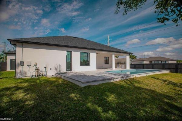 Cape Coral, 2000 31st Ter, Cape Coral, Florida 33914, image 2