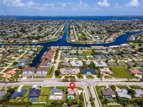 Cape Coral, 3606 Country Club Blvd, Cape Coral, Florida 33904, image 3