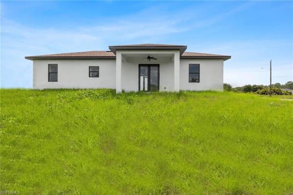 Lehigh Acres Residential, 744 S Oakridge Ave, Lehigh Acres, Florida 33974, image 1