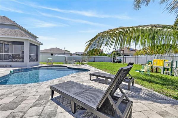 415 15th Ter, Cape Coral, Florida 33990, image 3