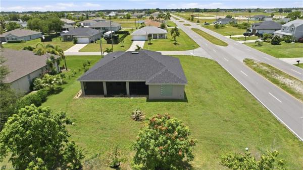 Gator Circle, 4155 15th Pl, Cape Coral, Florida 33909, image 3