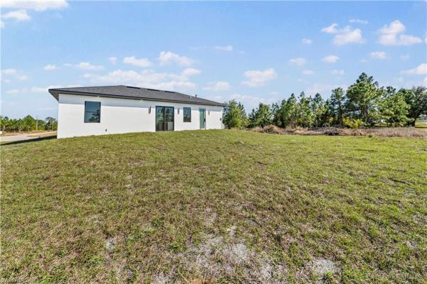 Lehigh Acres Residential, 1128 S Helen Ave, Lehigh Acres, Florida 33974, image 1