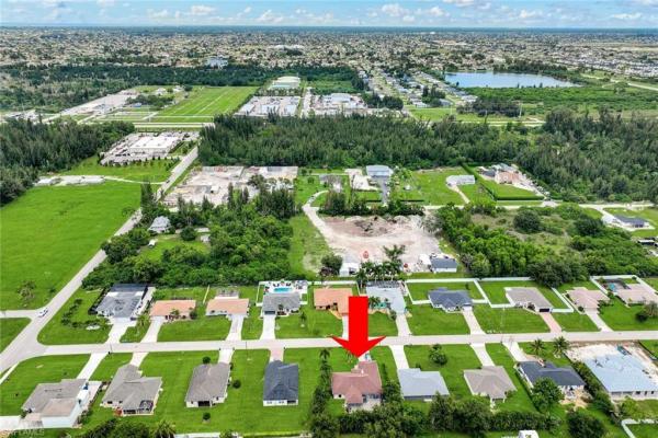 Cape Coral Residential, 1900 10th Ter, Cape Coral, Florida 33991, image 1