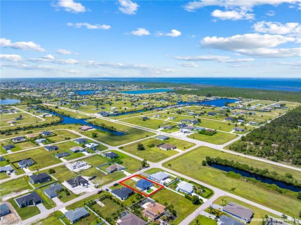 Cape Coral Residential, 3921 40th Ln, Cape Coral, Florida 33993, image 3