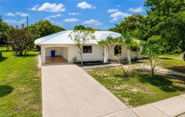 2816 Economy St, Fort Myers, Florida 33916, image 2