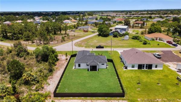 Lehigh Acres, 136 Pageant St, Lehigh Acres, Florida 33974, image 1