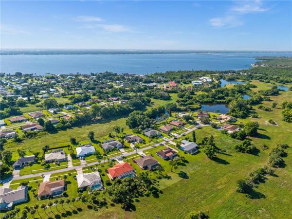 Lochmoor, 4165 Prestwick Ct, North Fort Myers, Florida 33903, image 1