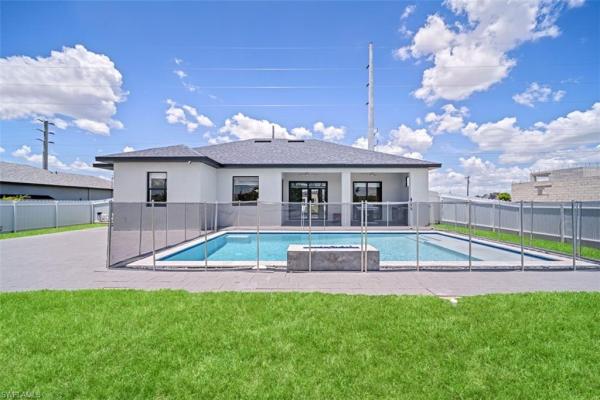 Cape Coral Residential, 212 W Kismet Pkwy, Cape Coral, Florida 33993, image 2