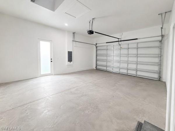 Cape Coral Residential, 2813 4th Ter, Cape Coral, Florida 33993, image 2
