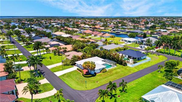 Cape Coral, 2601 37th Ter, Cape Coral, Florida 33914, image 3