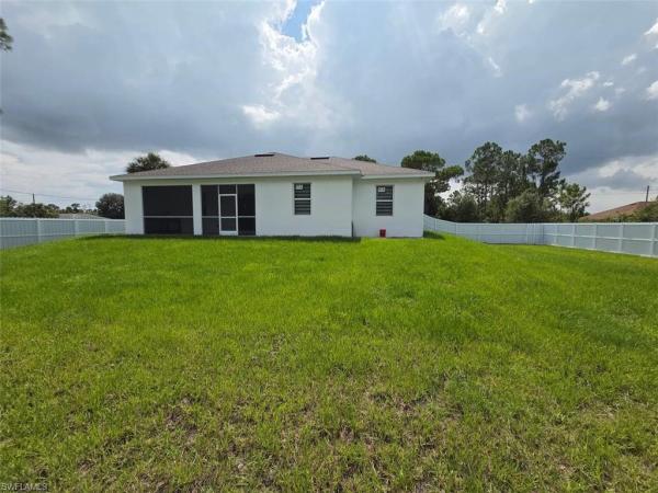 Lehigh Acres, 914 5th Ave, Lehigh Acres, Florida 33972, image 2