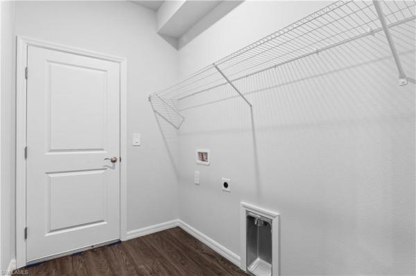 Gator Circle, 3901 19th Ave, Cape Coral, Florida 33909, image 2