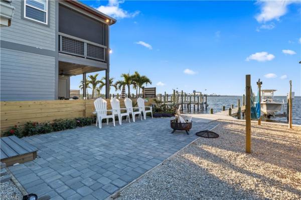 Pine Island Fill, 4278 NW Pine Island Rd, Matlacha, Florida 33993, image 3