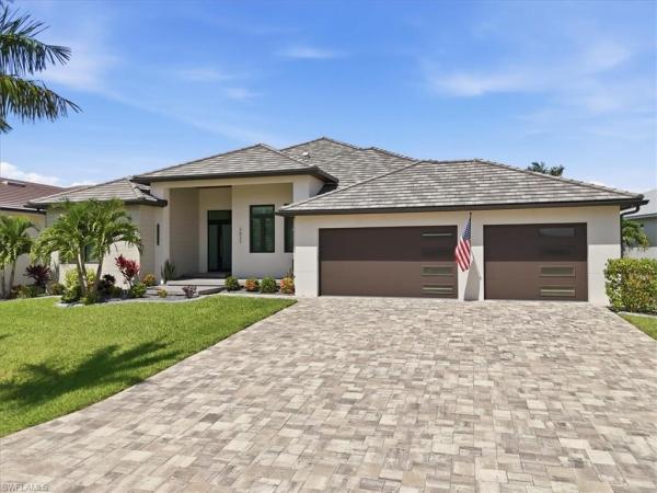 Cape Coral Residential, 2622 29th Pl, Cape Coral, Florida 33914, image 2