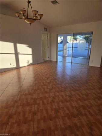 Cape Coral, 423 26th Pl, Cape Coral, Florida 33993, image 3