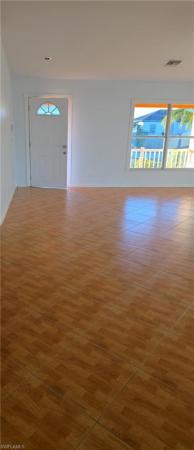 Cape Coral, 423 26th Pl, Cape Coral, Florida 33993, image 2